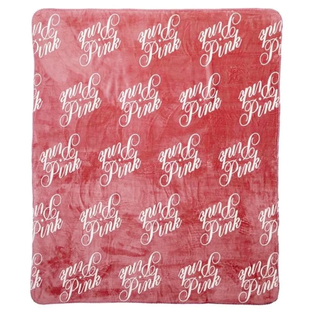 PINK VS SHERPA BLANKET